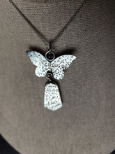 Load image into Gallery viewer, Phish - Roggae with grey moonstone and aurora opal