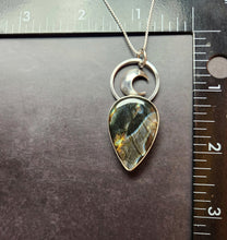 Load image into Gallery viewer, GD - Standing on the Moon with labradorite
