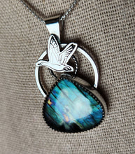 Load image into Gallery viewer, Goose - Everything Must Go with labradorite