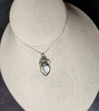 Load image into Gallery viewer, Billy Strings - I Believe in You with labradorite
