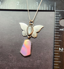 Load image into Gallery viewer, Phish - Roggae with grey moonstone and aurora opal
