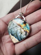 Load image into Gallery viewer, *discounted* Phish - Dirt with labradorite
