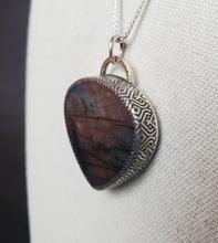 Load image into Gallery viewer, Goose - Give It Time with labradorite
