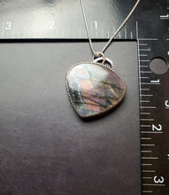 Load image into Gallery viewer, Goose - Give It Time with labradorite
