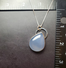 Load image into Gallery viewer, Phish - Strange Design with giant high-dome chalcedony
