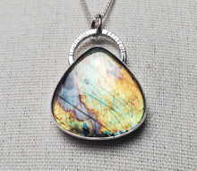 Load image into Gallery viewer, Billy Strings - Turmoil &amp; Tinfoil with labradorite
