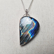 Load image into Gallery viewer, Phish - Mercury with labradorite

