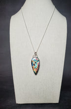Load image into Gallery viewer, Phish - Joy with labradorite
