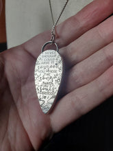 Load image into Gallery viewer, Phish - Joy with labradorite

