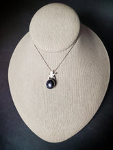 Load image into Gallery viewer, Goose - Everything Must Go with purple star sapphire
