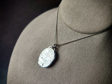 Load image into Gallery viewer, *marked down for small flaw Phish - Bathtub Gin with labradorite pendant only/no chain
