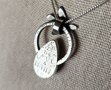 Load image into Gallery viewer, Goose - Empress of Organos with aquamarine [pendant only]
