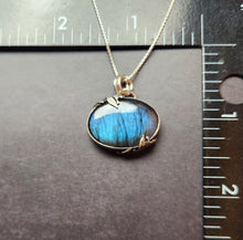 Load image into Gallery viewer, Phish - Theme from the Bottom with labradorite [pendant only]
