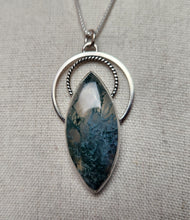 Load image into Gallery viewer, Phish - Dirt with moss agate [Pendant only/no chain]
