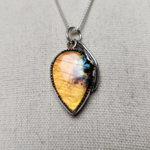 Load image into Gallery viewer, Billy Strings - Gild the Lily with labradorite
