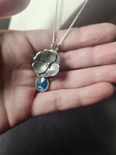 Load image into Gallery viewer, Phish - Waste with rose-cut teal kyanite
