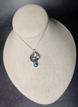 Load image into Gallery viewer, Phish - Waste with rose-cut teal kyanite
