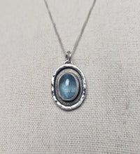 Load image into Gallery viewer, Phish - Bathtub Gin with icy blue kyanite
