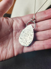 Load image into Gallery viewer, Talking Heads - Naive Melody with labradorite pendant only/no chain
