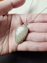 Load image into Gallery viewer, Phish - Bug with gembone [pendant only]
