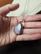 Load image into Gallery viewer, Goose - Give it Time with labradorite / pendant only, no chain
