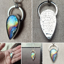 Load image into Gallery viewer, Goose - Give it Time with labradorite
